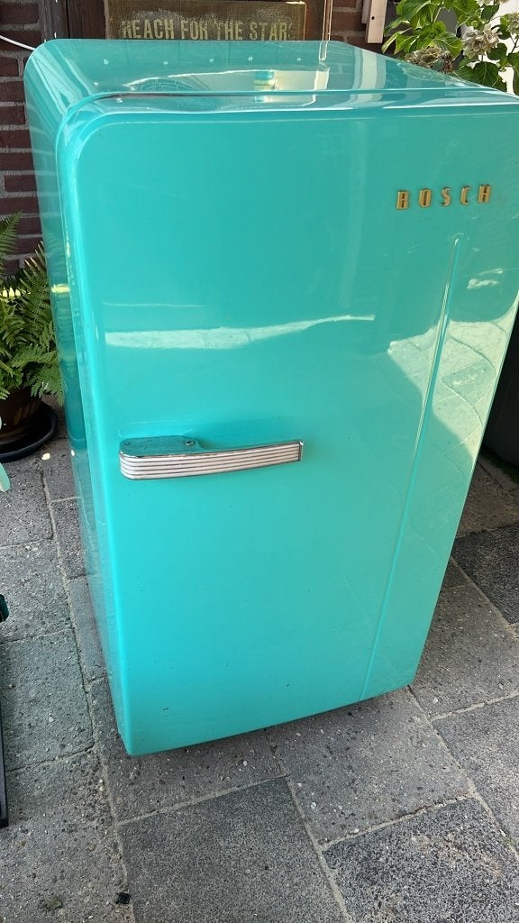 Vintage Bosch koelkast (jaren 50) omgebouwd tot kast, Ophalen, 100 tot 150 cm, Vintage, Retro, Jaren 50, 50 tot 100 cm