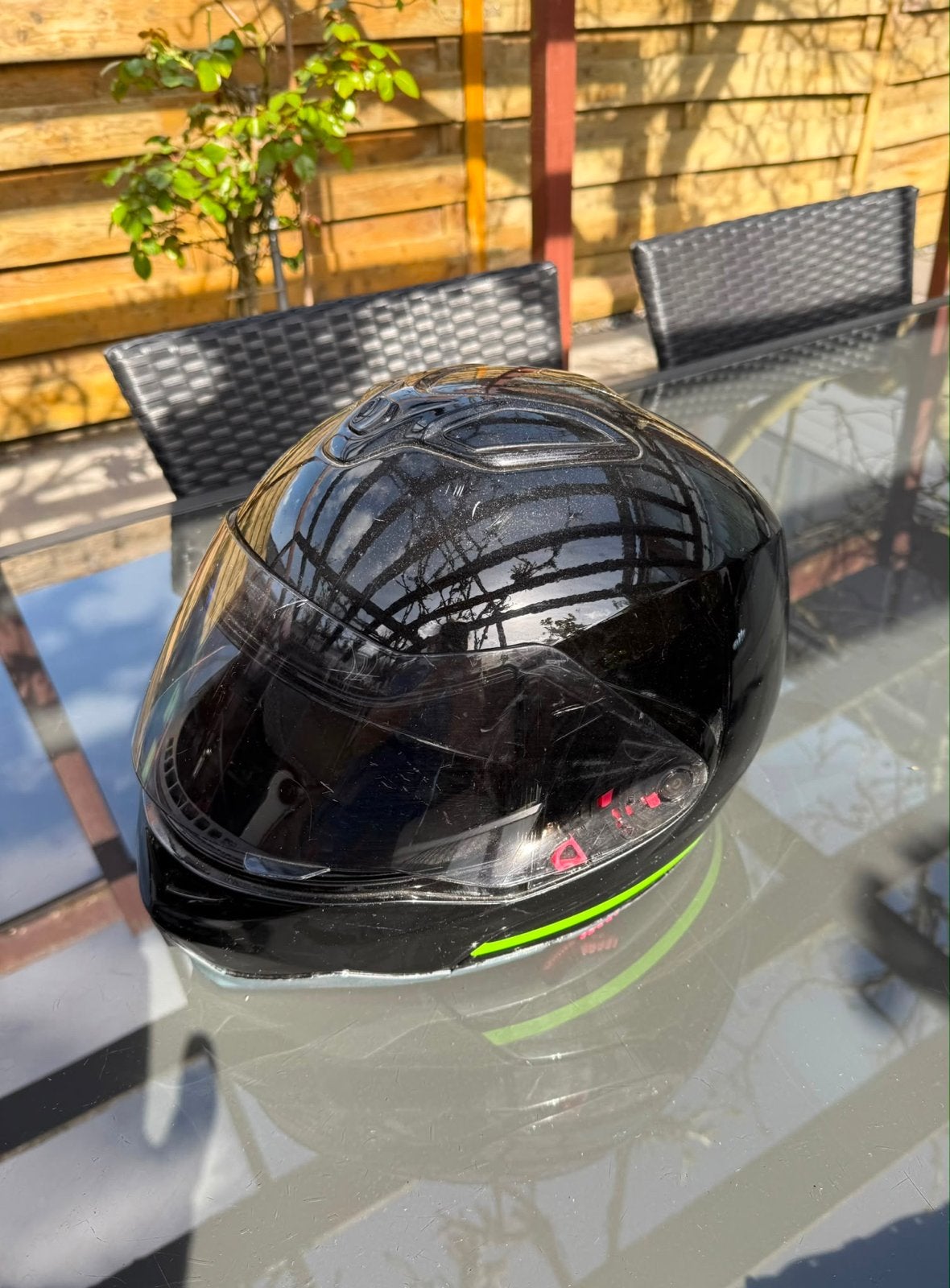 Zwarte motorhelm met groen accent, Heren, Integraalhelm, Tweedehands, Ophalen