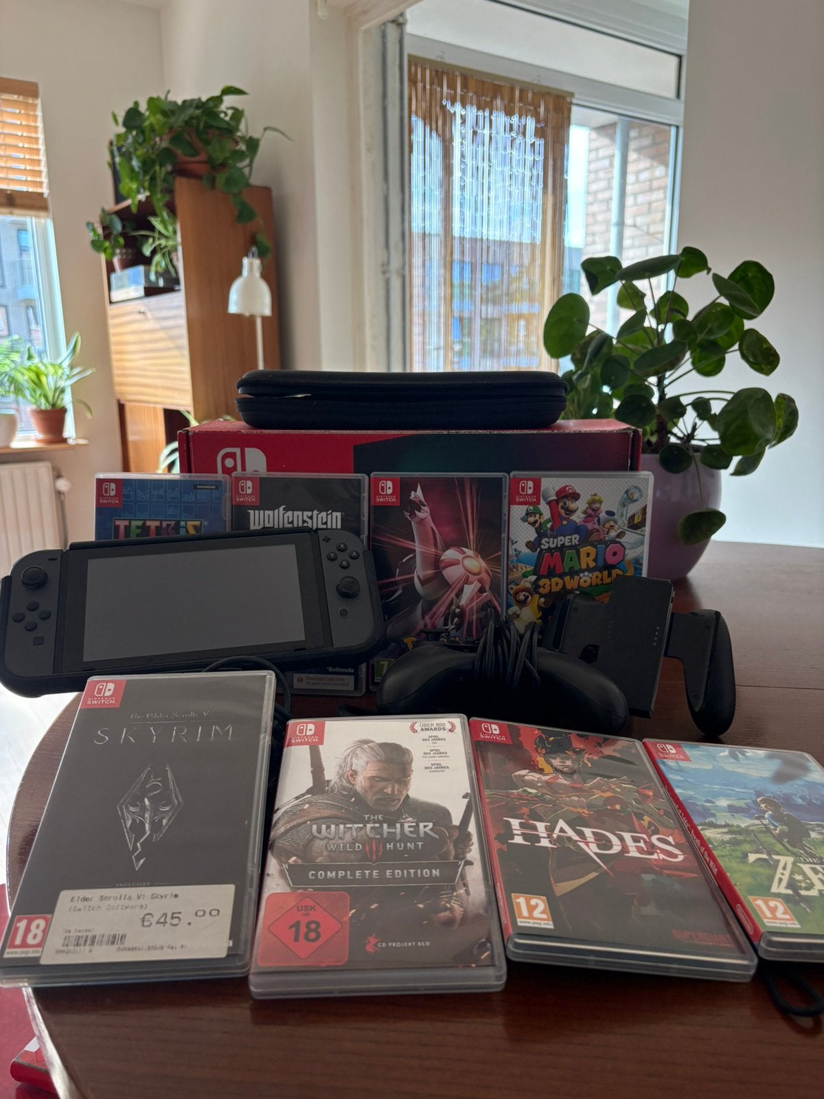 Nintendo Switch met games en extra controller, Ophalen, Met 2 controllers, Switch Original, Gebruikt