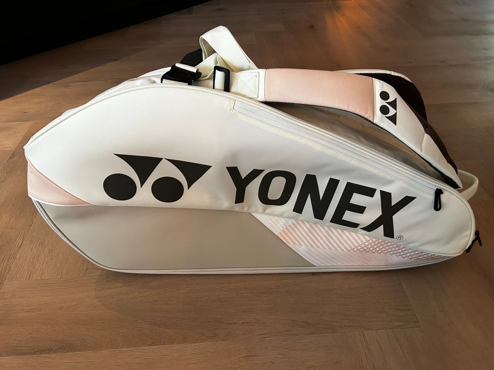 Tennistas Yonex Sand Beige, Zo goed als nieuw, Tas, Ophalen, L2