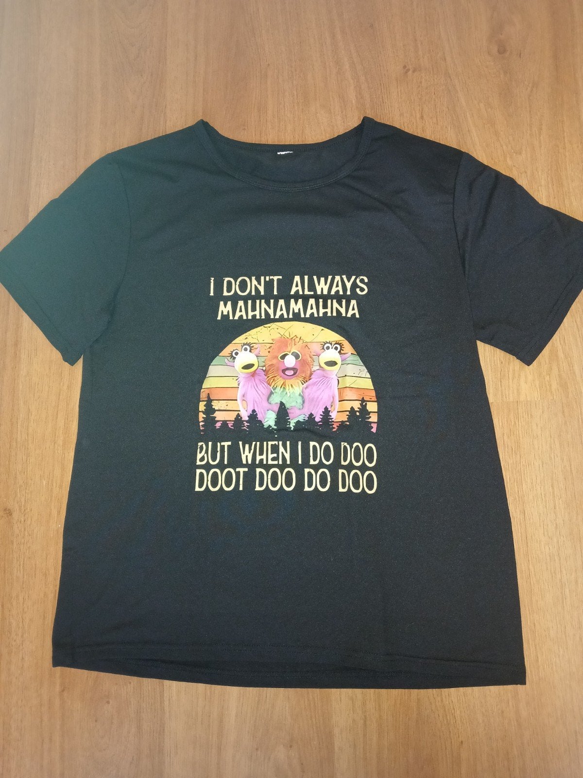 Zwarte T-shirts met leuke prints (Muppets, Mol, Pingu), Zwart, Maat 42/44 (L), Ophalen of Verzenden, Onbekend