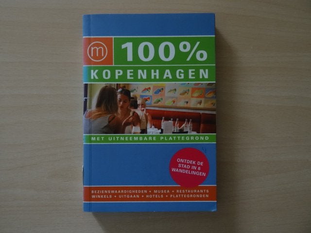 Kopenhagen 100% time to momo reisgids/ met plattegrond, Overige merken, Europa, Ophalen of Verzenden, Zo goed als nieuw