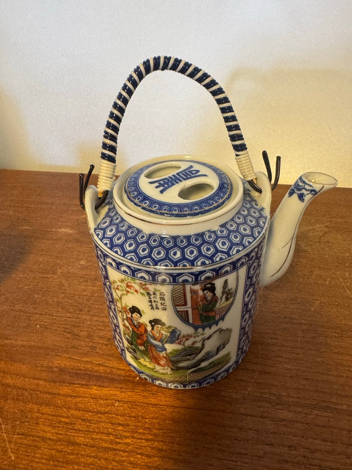 Vintage Japanse theepot met lithofanie en geisha decoratie, Antiek en Kunst, Ophalen
