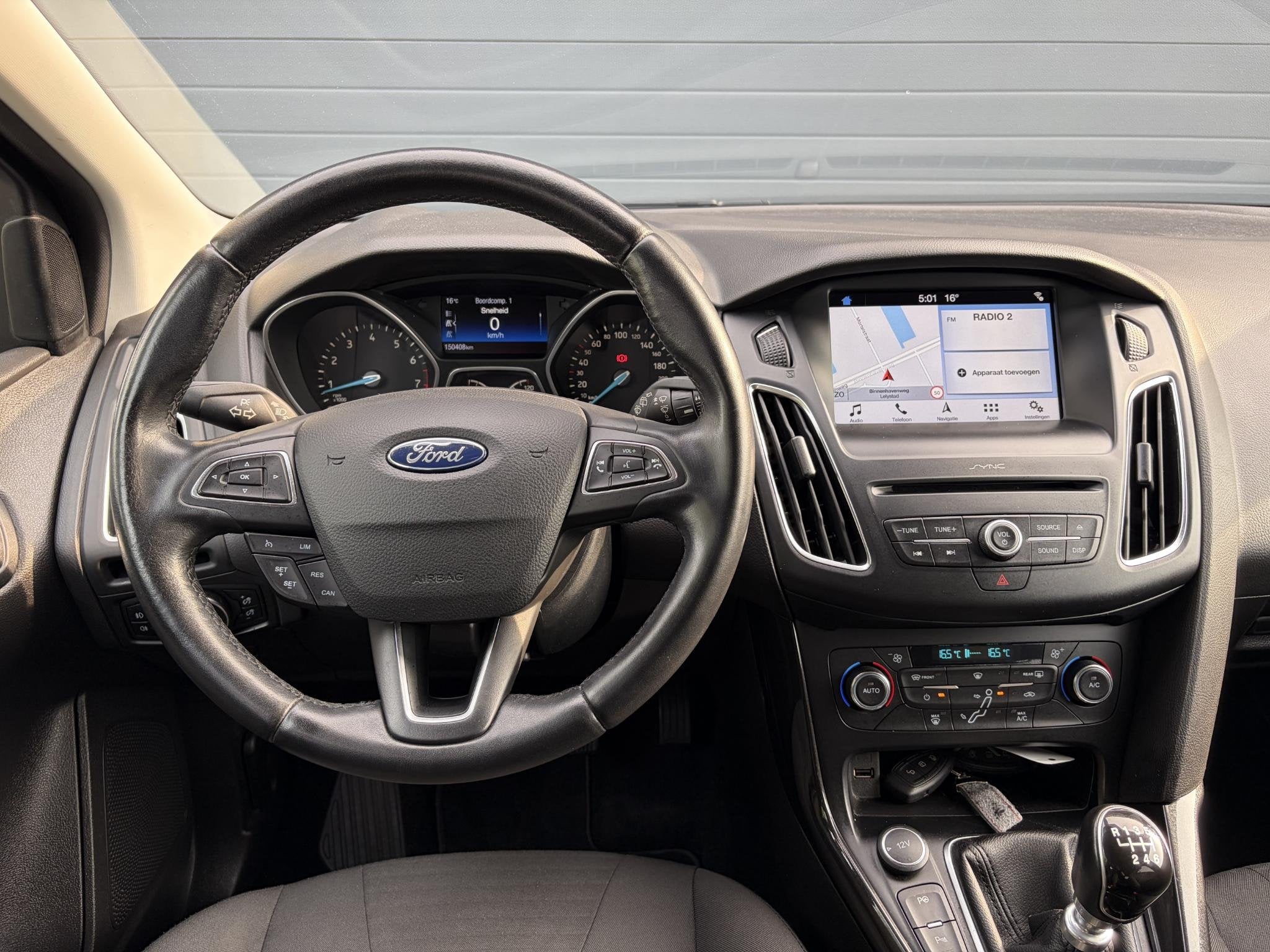 Ford Focus 1.0 Titanium 2e EigenaarDealer Onderhouden,Navi,P, Gebruikt, Euro 6, Blauw, Origineel Nederlands