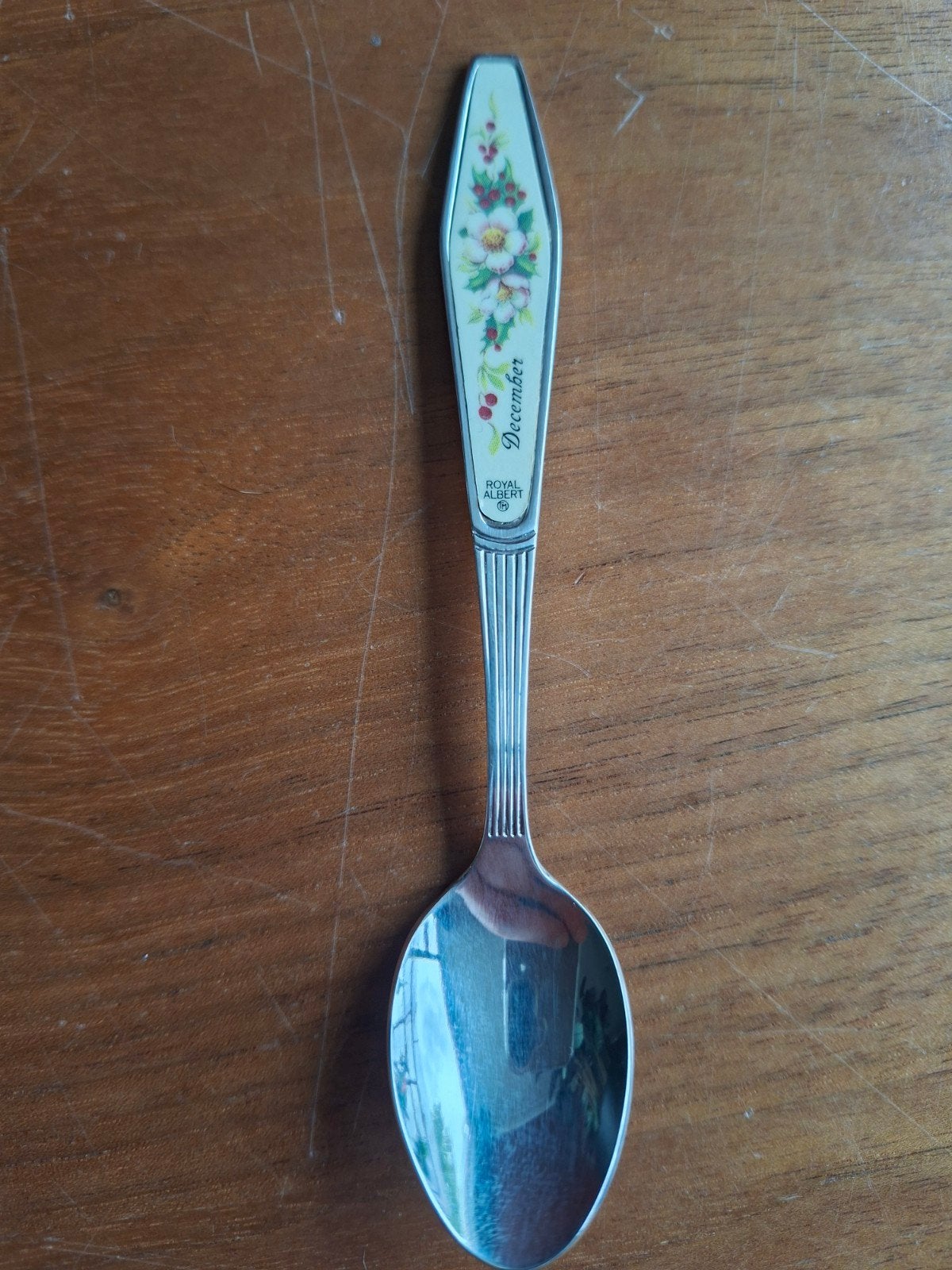 Royal Albert, Flower of the month, December, Ophalen of Verzenden
