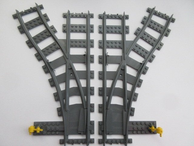 nr. 0157, 2 Treinwissels en 4 bochten, voor RC Train., Kinderen en Baby's, Speelgoed | Duplo en Lego, Ophalen of Verzenden, Zo goed als nieuw