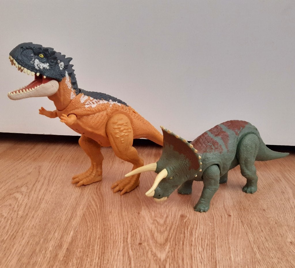 Jurassic World Roar Strikers Skorpiovenator &Triceratops, Kinderen en Baby's, Speelgoed | Actiefiguren, Ophalen of Verzenden