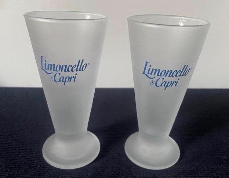 2 Limoncello di Capri glaasjes op voet.  Hoogte 10 cm., Verzamelen, Glas en Borrelglaasjes, Ophalen of Verzenden, Zo goed als nieuw