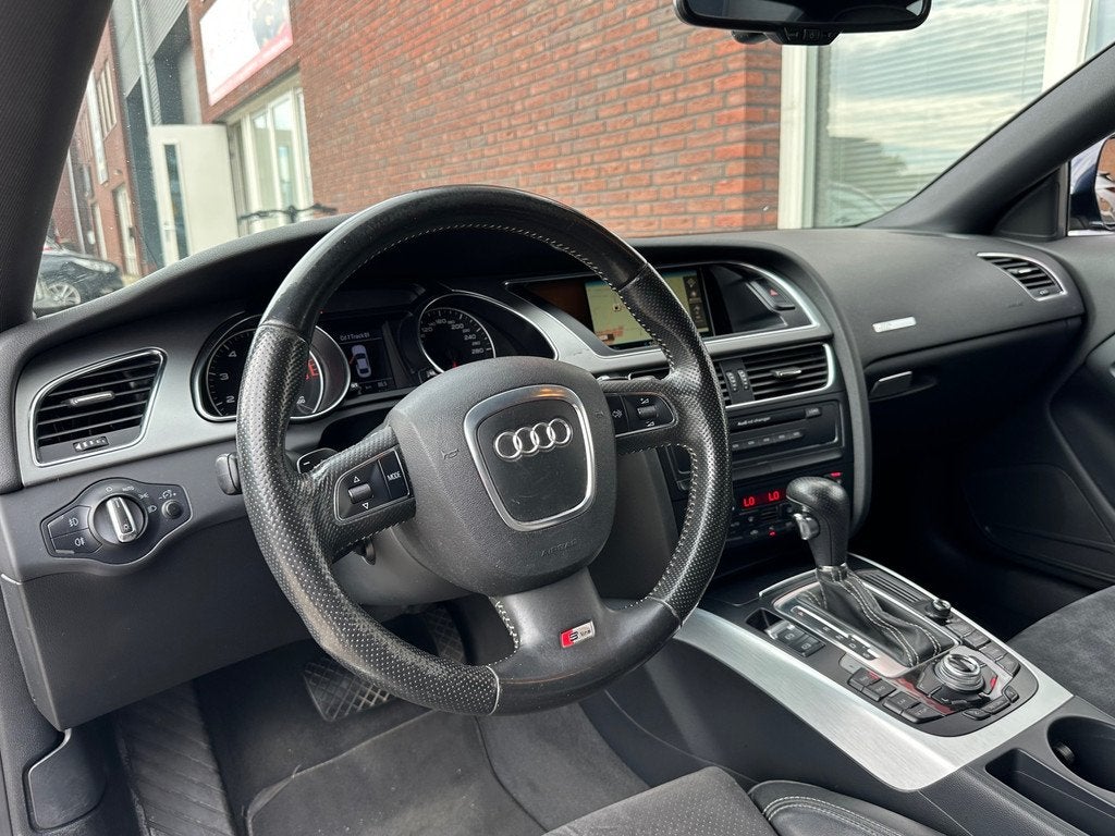 Audi A5 Coupé 3.2 FSI Pro Line / Navi / Leder / PDC / Clima, Auto's, Audi, Gebruikt, Met garantie (alle), Bedrijf, Parkeersensor