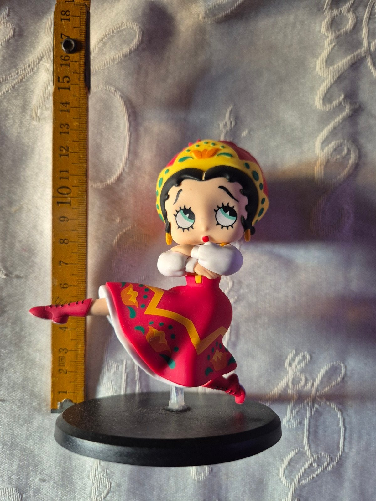 Betty Boop beeldje - Dansende Betty Boop, Ophalen of Verzenden, Zo goed als nieuw, Mens