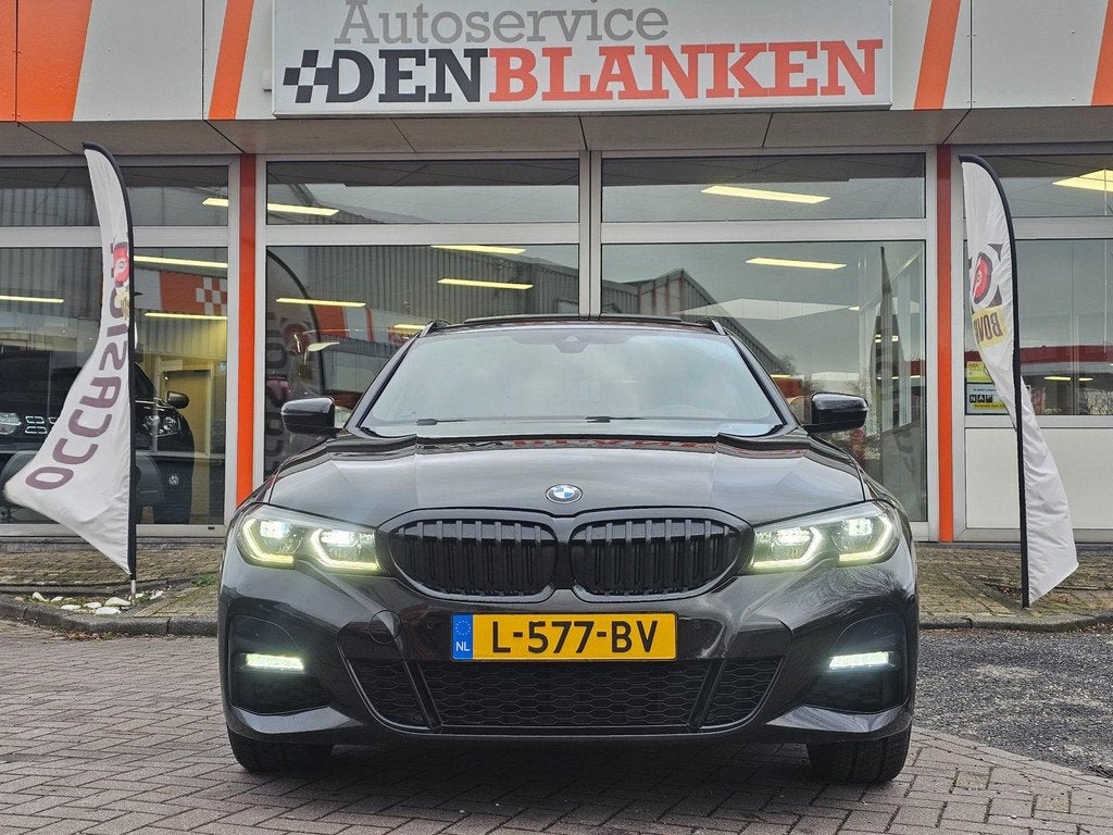 BMW 3-serie Touring 320e High Executive M Pakket BJ.2021 / P, Auto's, BMW, 1998 cc, Gebruikt, 4 cilinders, Hybride Elektrisch/Benzine