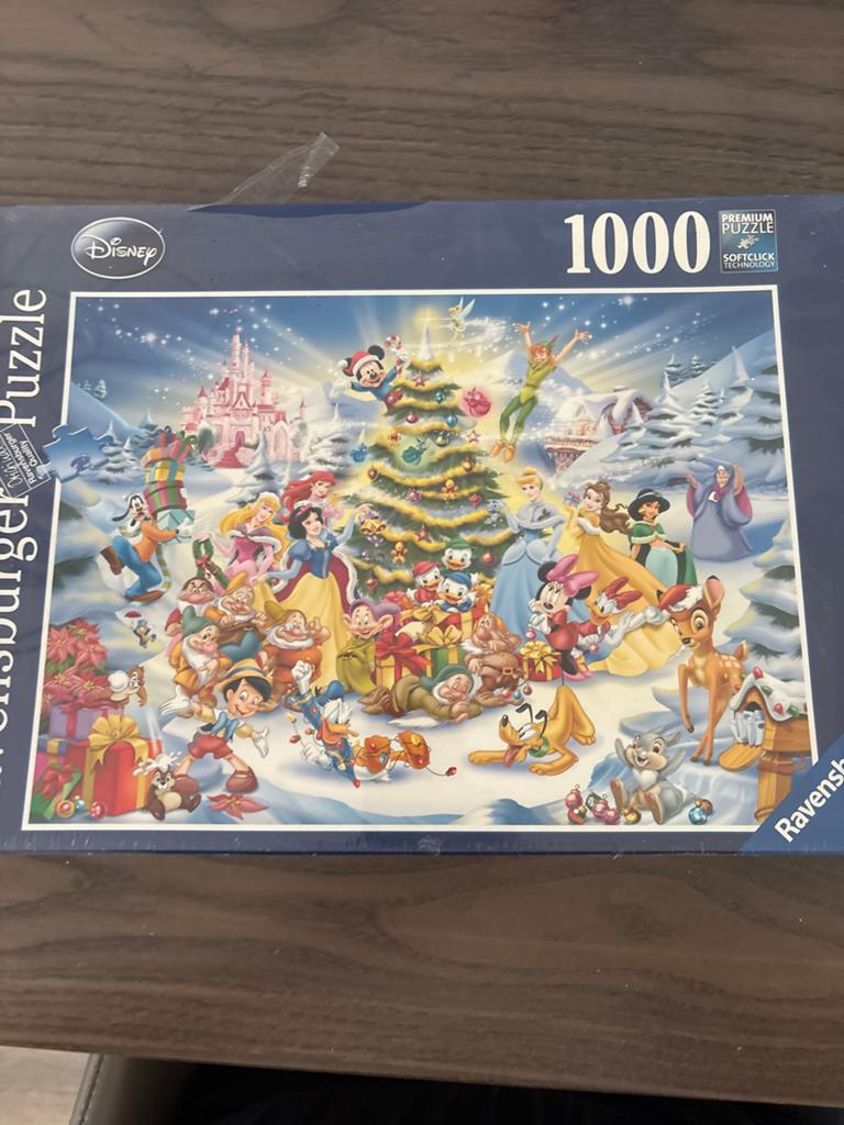 Ravensburger Disney Kerstpuzzel 1000 stukjes, Ophalen of Verzenden, 500 t/m 1500 stukjes, Nieuw, Legpuzzel