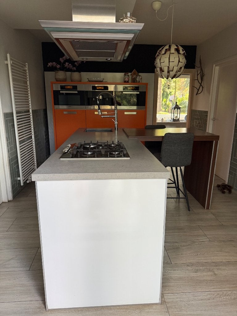 Moderne keuken met Miele apparatuur en kookeiland, Ophalen, Gebruikt, Overige typen, Met kookeiland