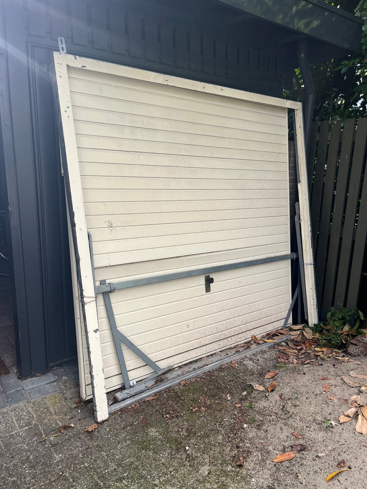 Kanteldeur gratis, Ophalen, Gebruikt, 200 cm of meer, 200 cm of meer