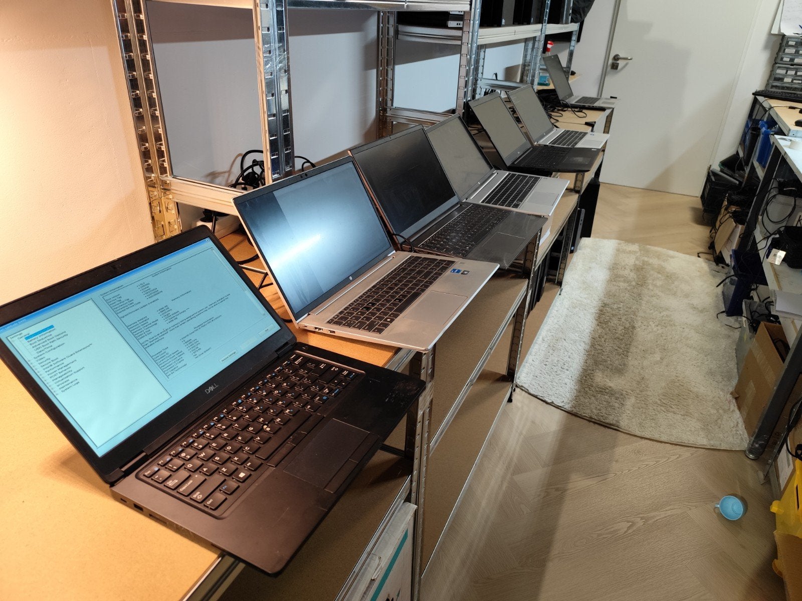Partij van 14 Laptops voor onderdelen of de handige klusser, Qwerty, Dell, HP, Lenovo, 8 GB, Onbekend
