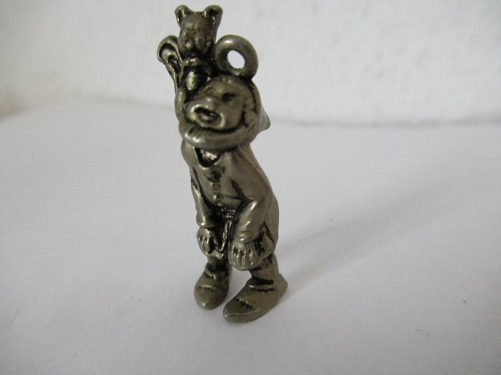 kinder surprise metalen kabouter met eekhoorn, Verzamelen, Ophalen of Verzenden, Gebruikt, Overige typen
