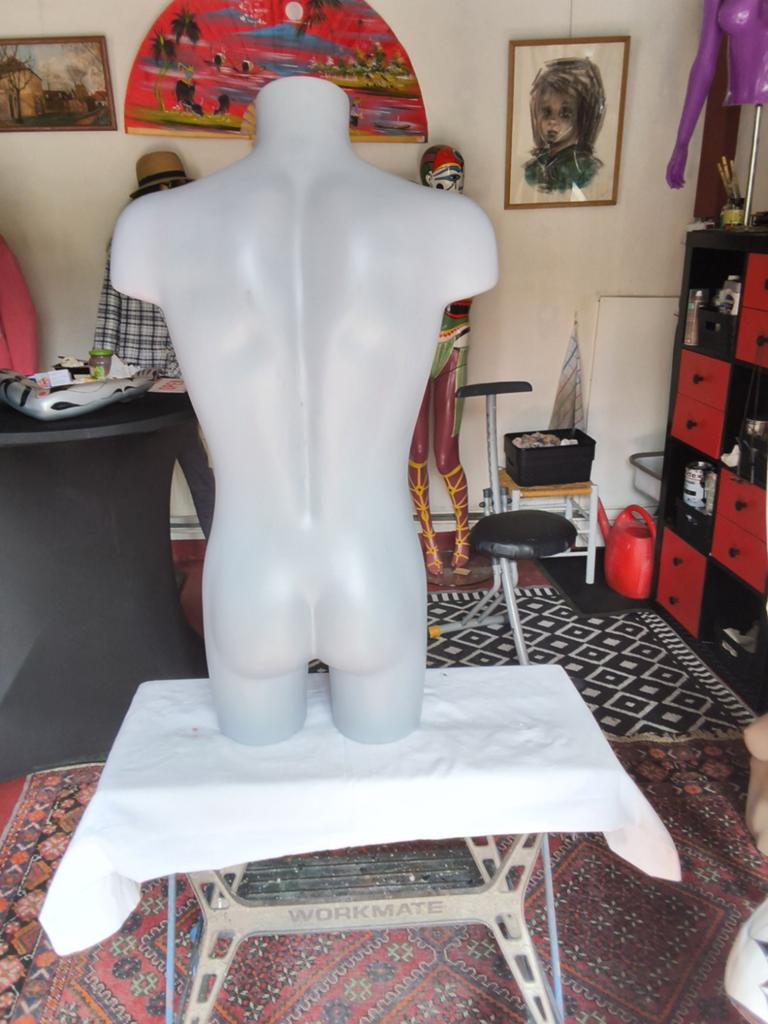 Torso mannelijk, Ophalen