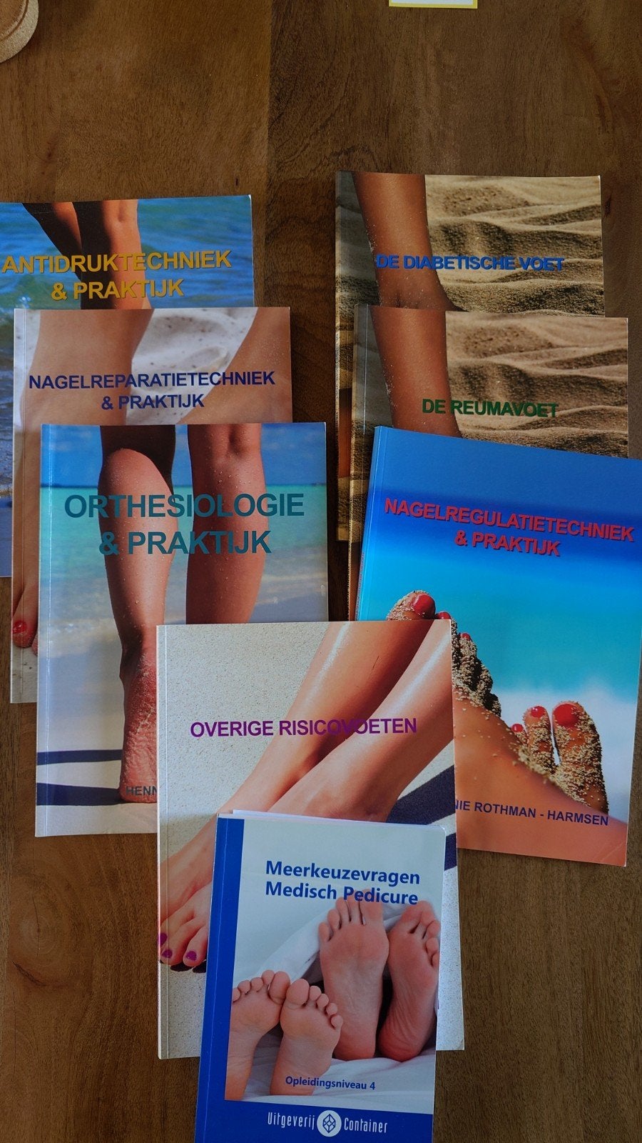 Boekenpakket Medisch Pedicure, Ophalen of Verzenden, Beta, Zo goed als nieuw