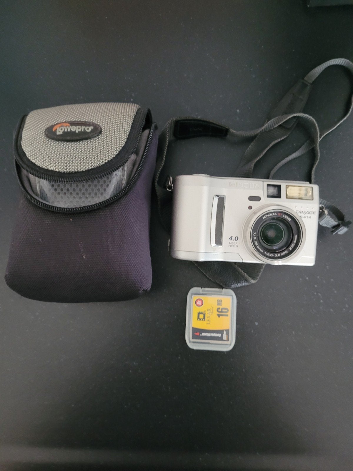 Minolta DiMAGE S414 Digitale Camera met Tas en Geheugenkaart, Ingebouwde flitser, Gebruikt, Minolta, Cameratas