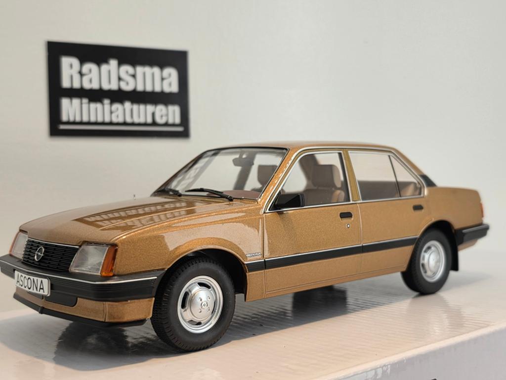 Opel Ascona C - goudbruin metallic - 1:18 ModelCarGroup, MCG, Auto, Nieuw, Ophalen of Verzenden