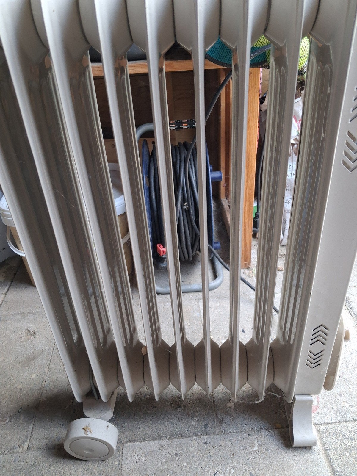 elektrische olie gevulde radiator, Doe-het-zelf en Verbouw, Verwarming en Radiatoren, Ophalen, Minder dan 60 cm, Radiator, 30 tot 80 cm