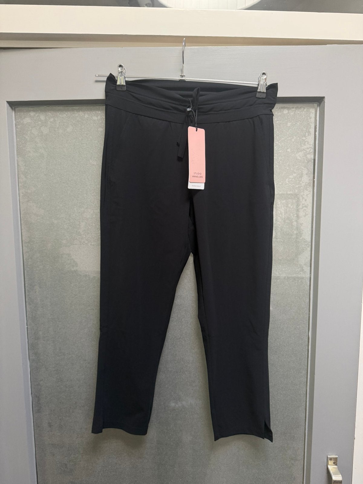 Studio anneloes travel broek zwart, Maat 38/40 (M), Zwart, Nieuw, Ophalen of Verzenden