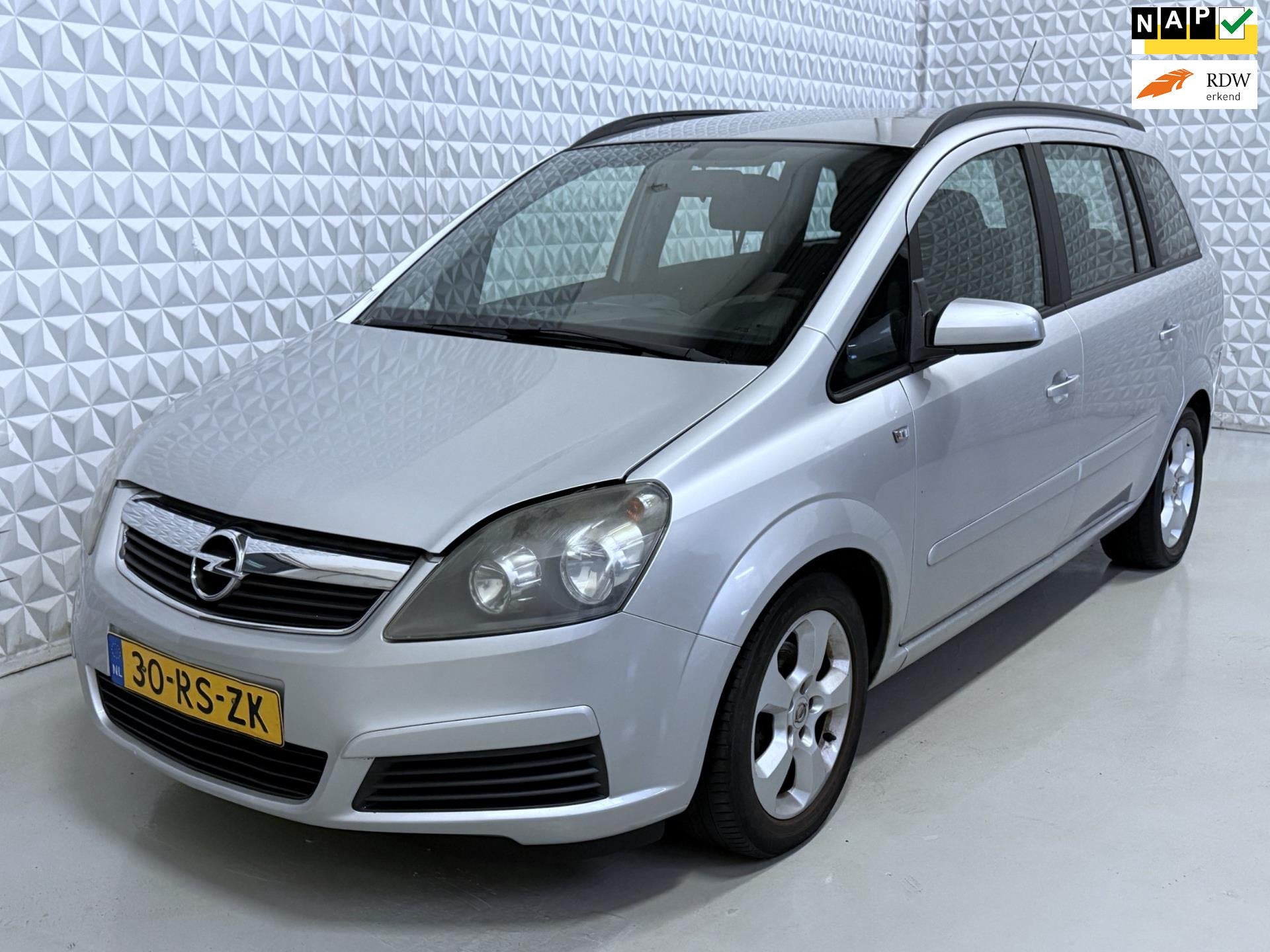 Opel Zafira 1.6 Enjoy START NIET / CONTACTSLOT DEFECT?! (200, Auto's, Voorwielaandrijving, Gebruikt, 4 cilinders, 7 stoelen