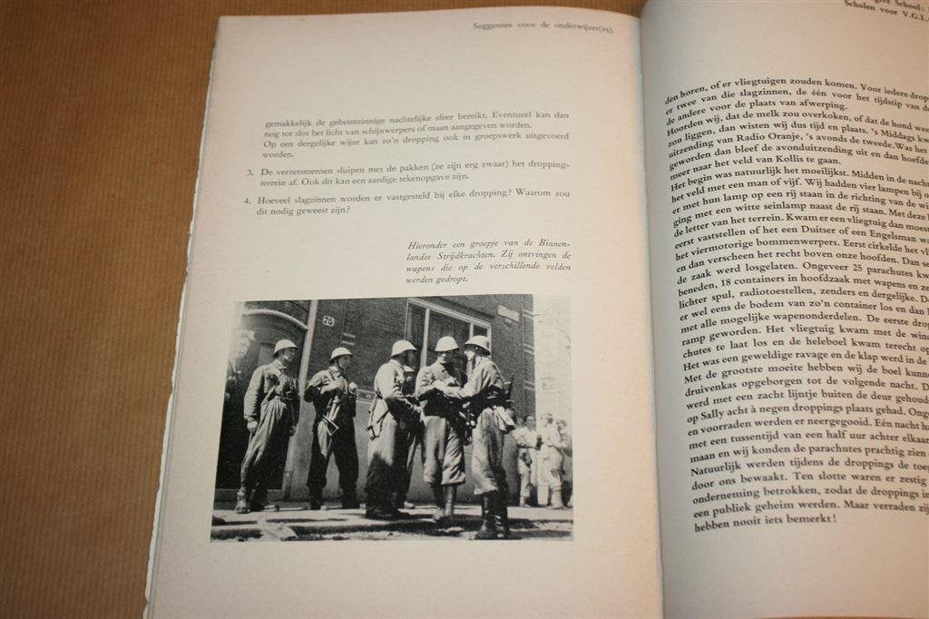 Herdenkingsuitgave Gemeente Amsterdam 1955, Ophalen of Verzenden, Gelezen