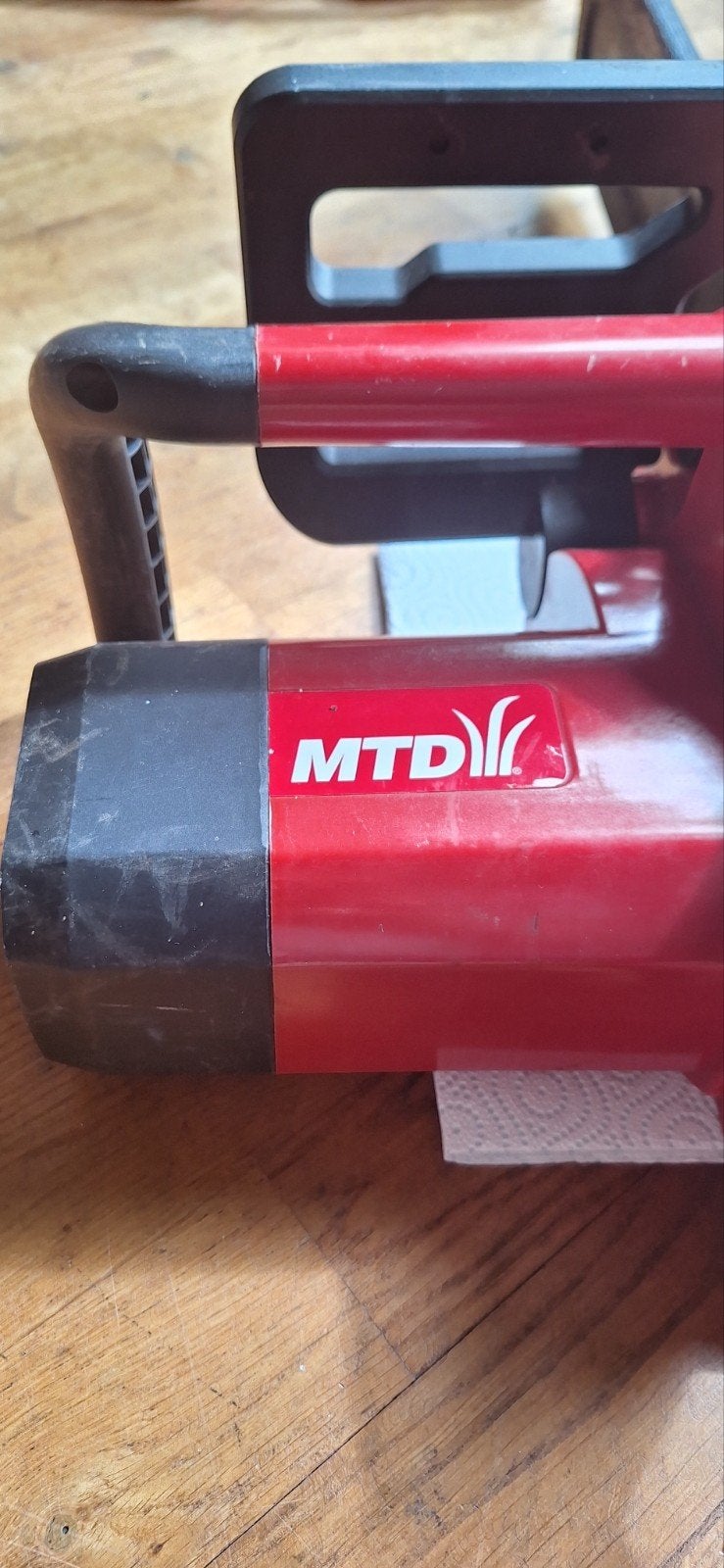 MTD ECS 2000/40 Elektrische Kettingzaag - Zo goed als nieuw, Ophalen