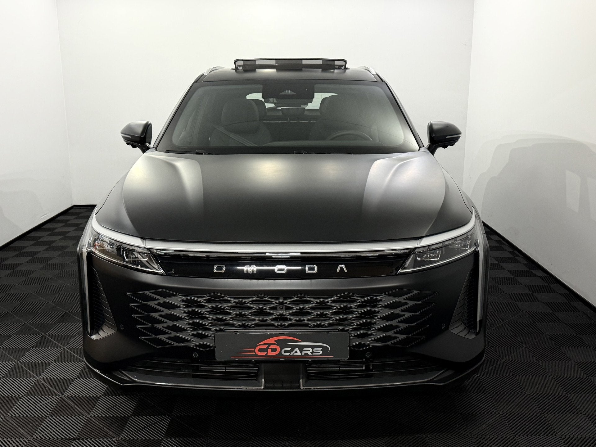 Omoda 9 1.5T-GDi SHS-P Black Edition Awd 5p 538 PK, Panorama, Auto's, Automaat, Gebruikt, 4 cilinders, Zwart