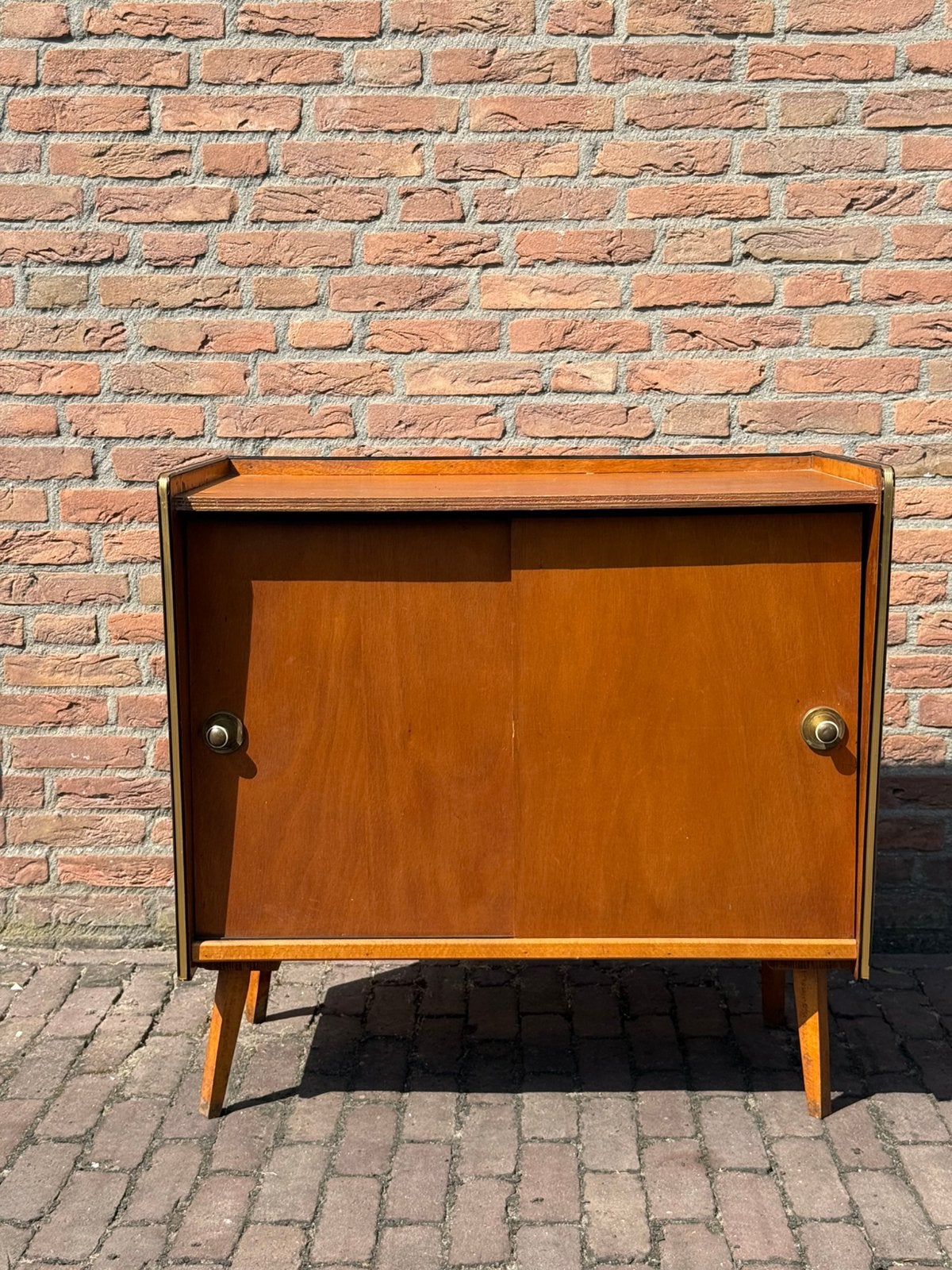 Frans Vintage Mid-Century Kastje / Dressoir | Jaren '60, Antiek en Kunst, Ophalen