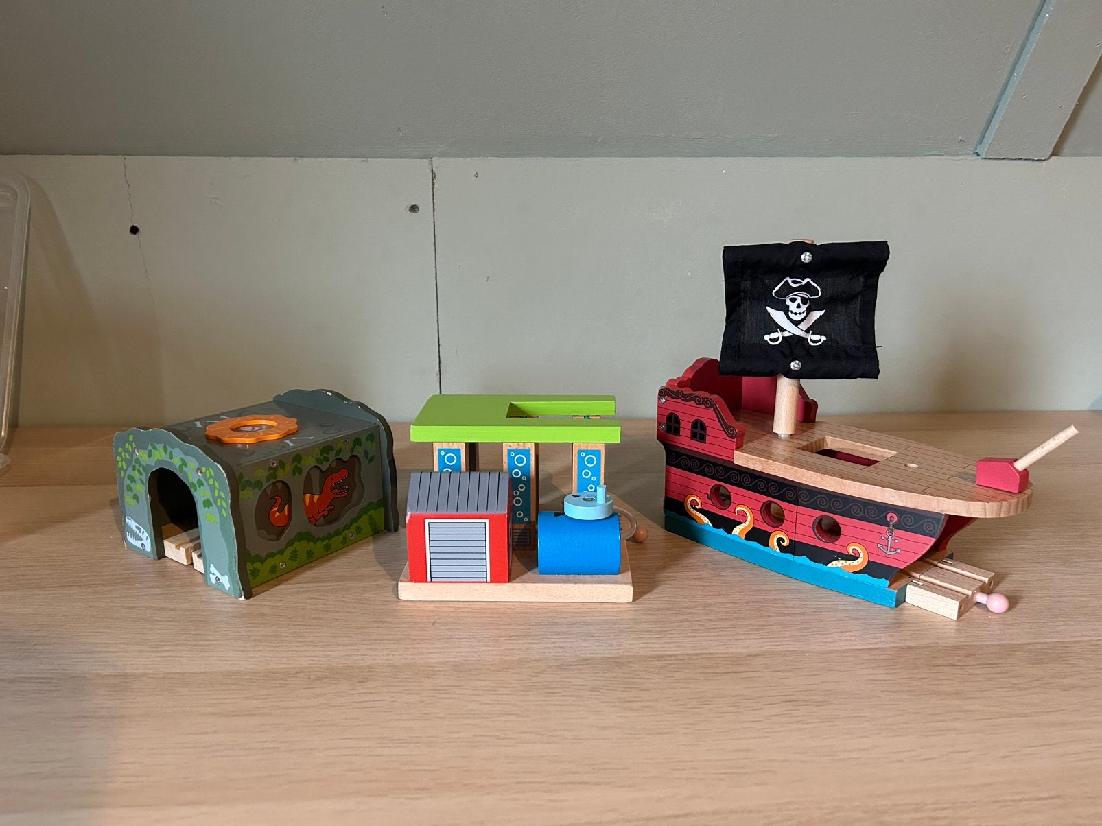 Houten treinbaan, Ophalen, Zo goed als nieuw