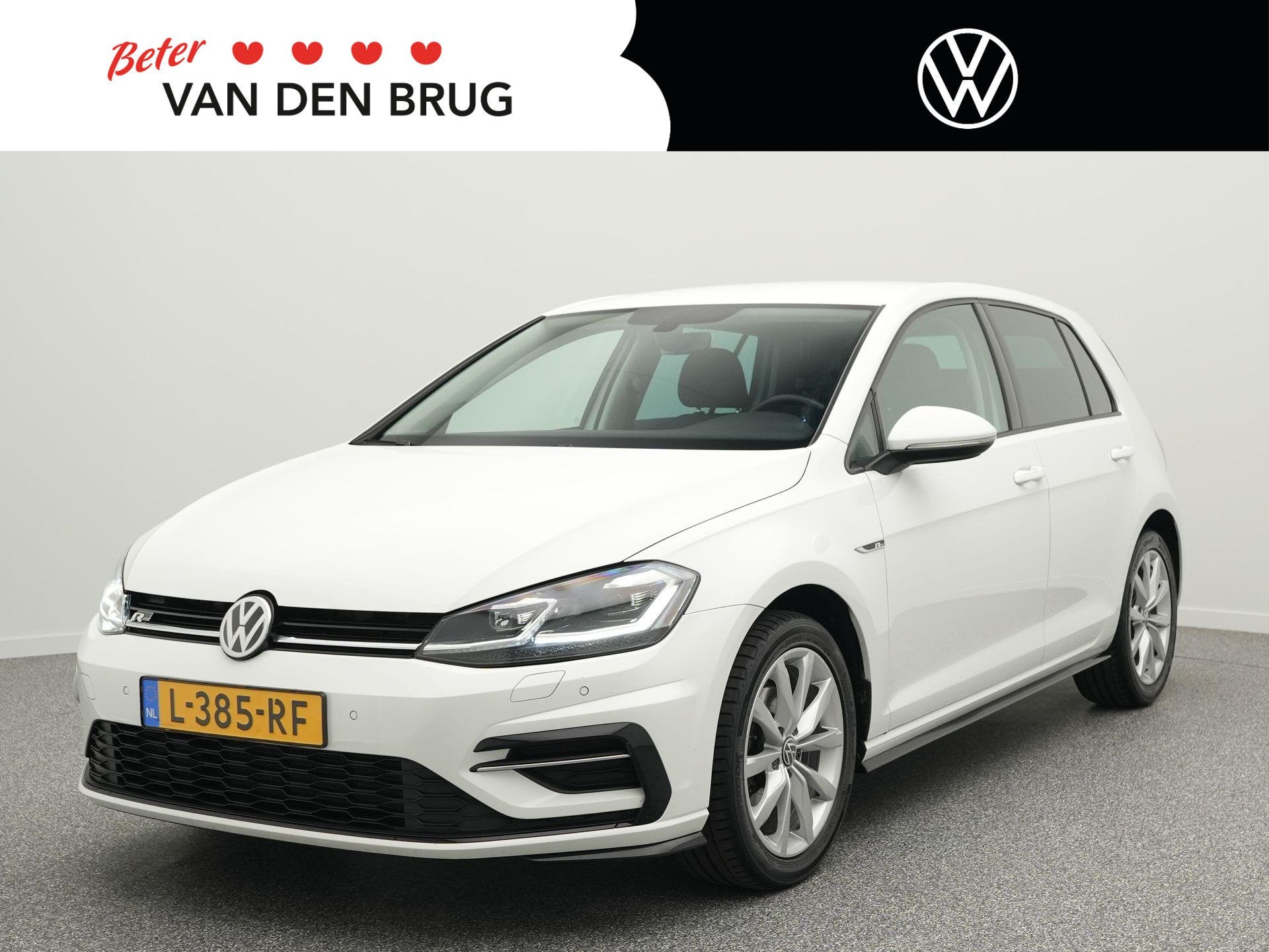 Volkswagen Golf 1.5 TSI 150 PK Highline Business R | LED | N, Auto's, Voorwielaandrijving, 4 cilinders, 150 pk, Wit