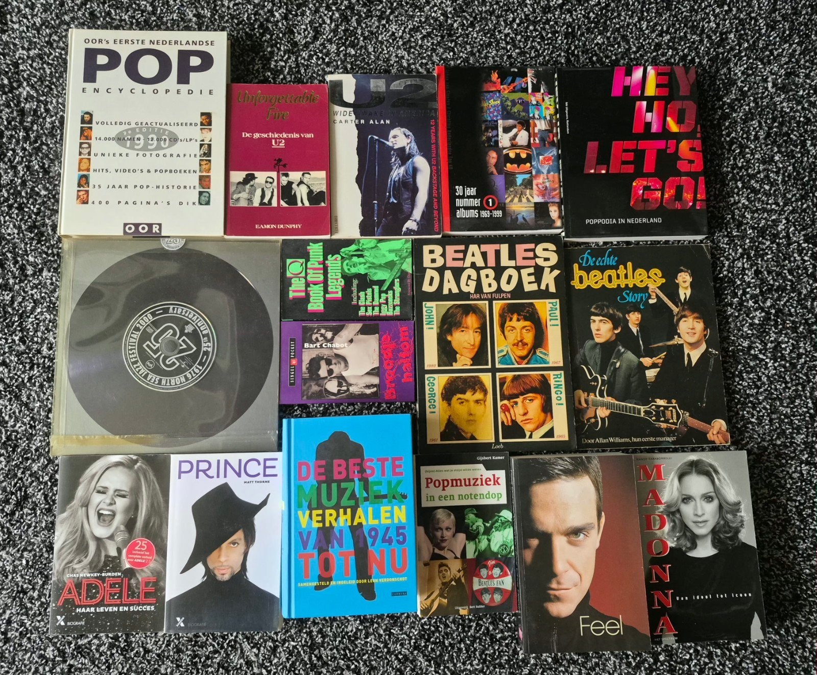 collectie 47x muziek boeken u2 Nirvana prince Madonna enz, Ophalen of Verzenden, Zo goed als nieuw, Artiest