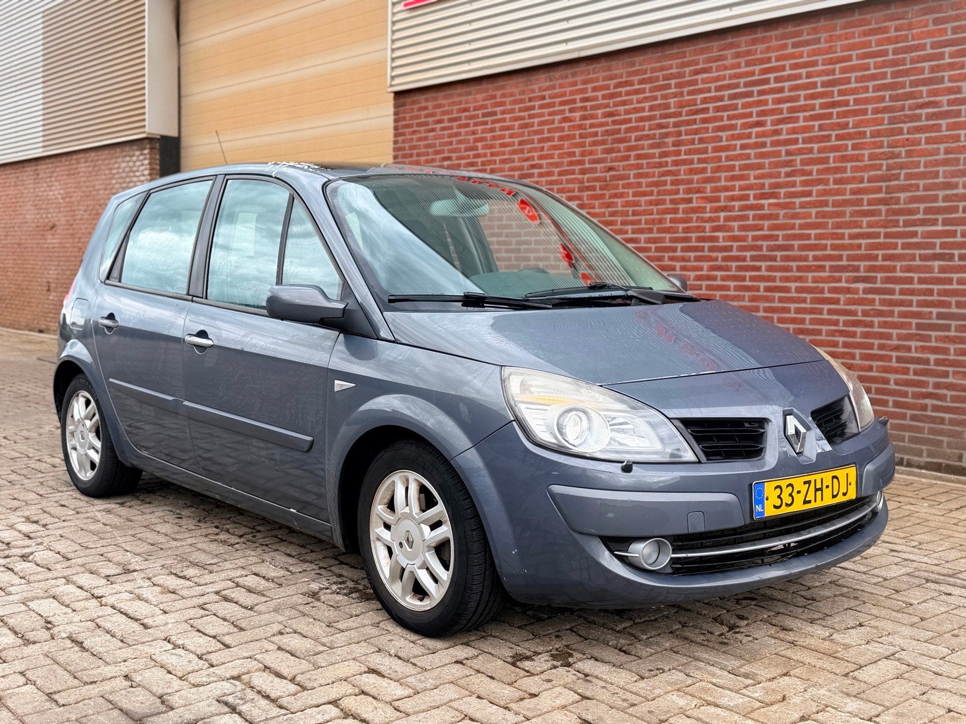 Renault Scénic 1.6-16V Tech Line, Auto's, Renault, Stof, Gebruikt, 4 cilinders, Origineel Nederlands