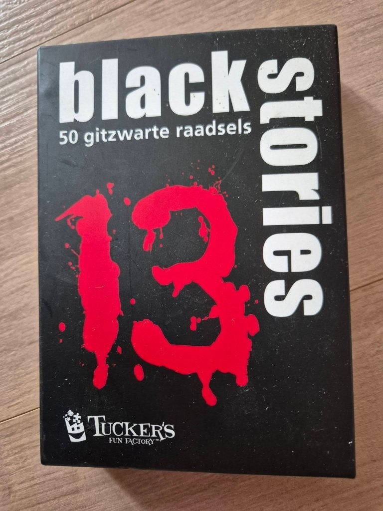 black stories 13 - kaartspel, Ophalen of Verzenden, Gebruikt