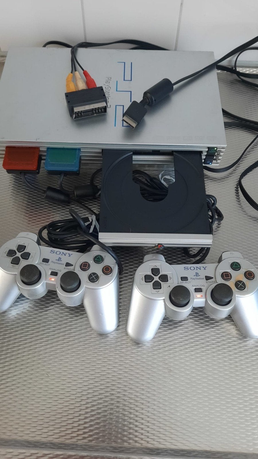 PlayStation 2 (PS2) - Niet werkend, voor onderdelen, Spelcomputers en Games, Ophalen, Met 2 controllers, Niet werkend, Met geheugenkaart
