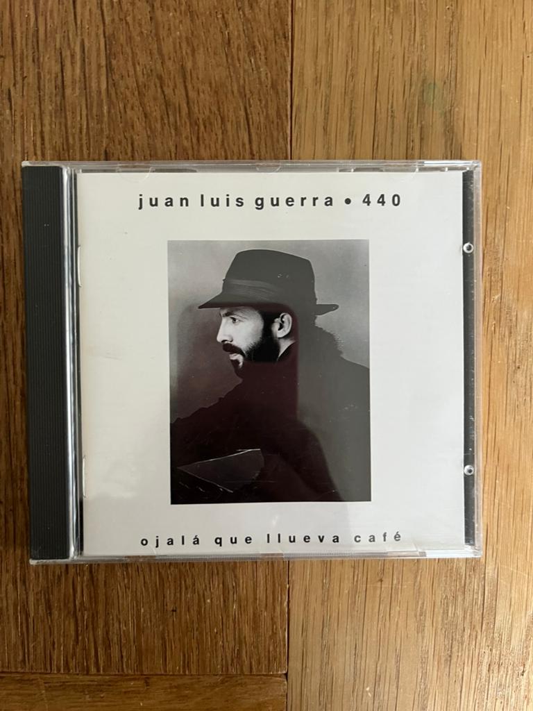 Juan Luis Guerra, ojalá que llueve café, Ophalen of Verzenden, Zo goed als nieuw