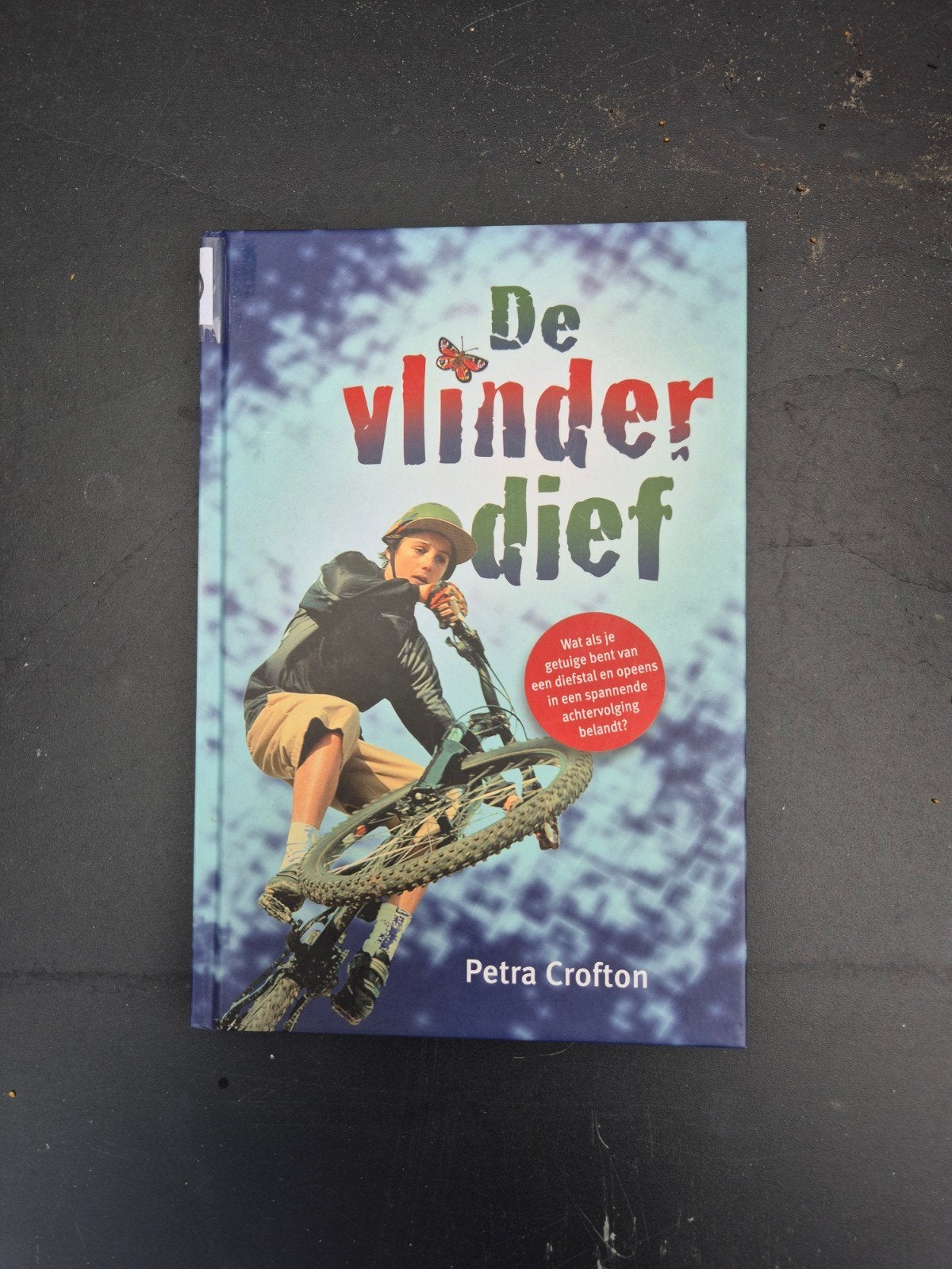 De Vlinderdief - Spannend avontuur voor 9-12 jaar, Ophalen of Verzenden, Zo goed als nieuw, Petra Crofton, Fictie