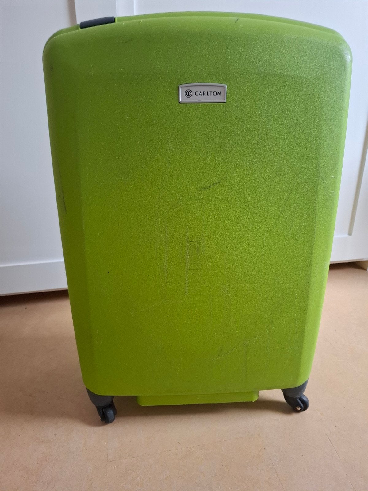 Carlton  koffer 85 liter, Gebruikt, Hard kunststof, 45 tot 55 cm, 70 cm of meer