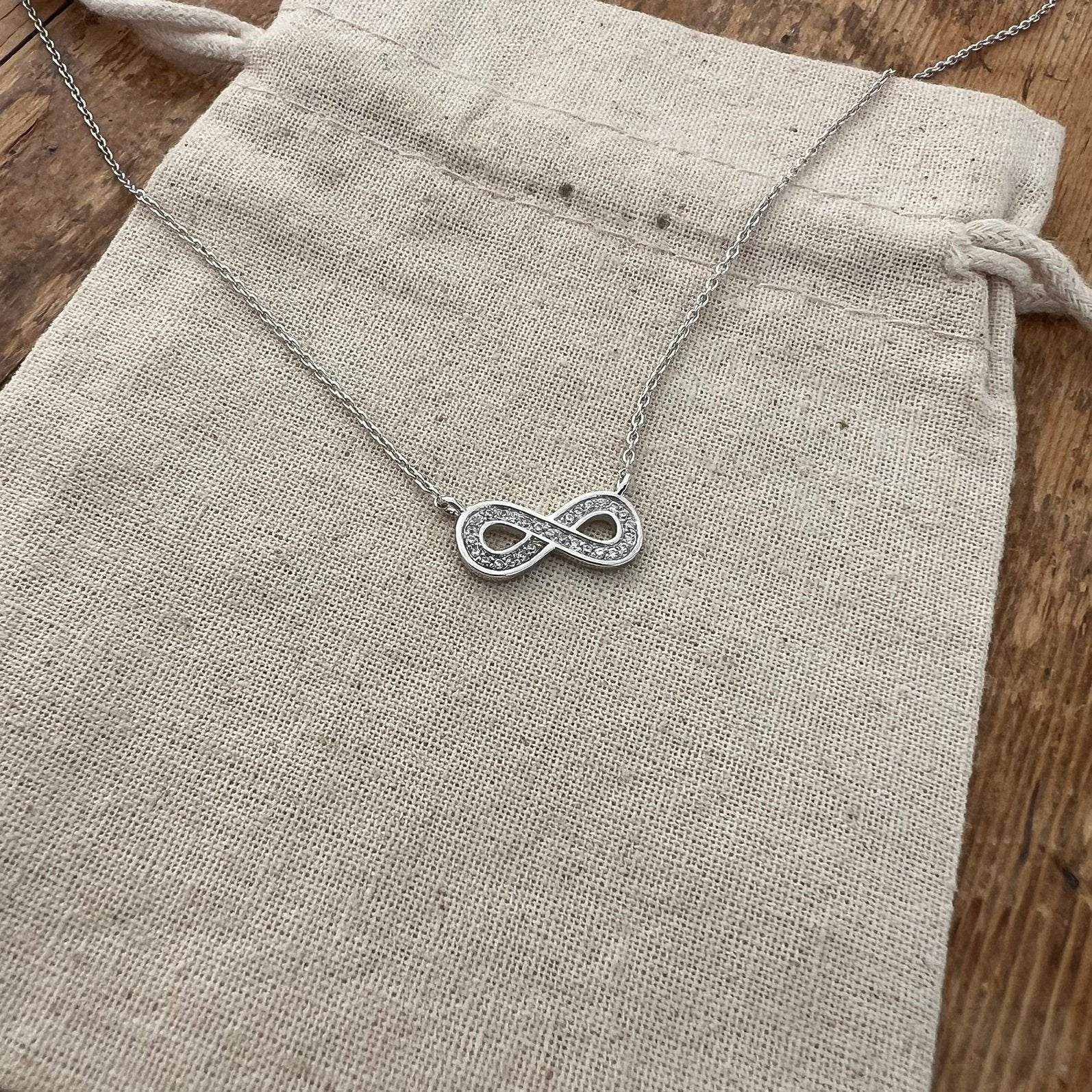 Zilveren 925 ketting met Infinity symbol met zirkonia 45cm, Overige merken, Verzenden, Zo goed als nieuw, Rug
