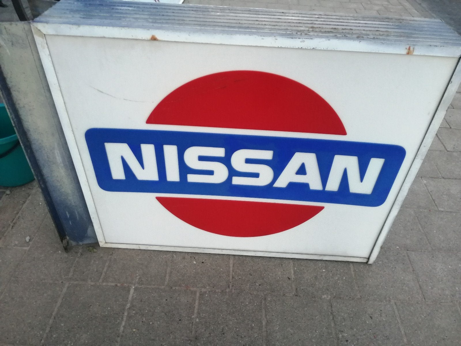 Nissan Lichtreclame - Dubbelzijdig en Werkend, Ophalen, Gebruikt, Auto's