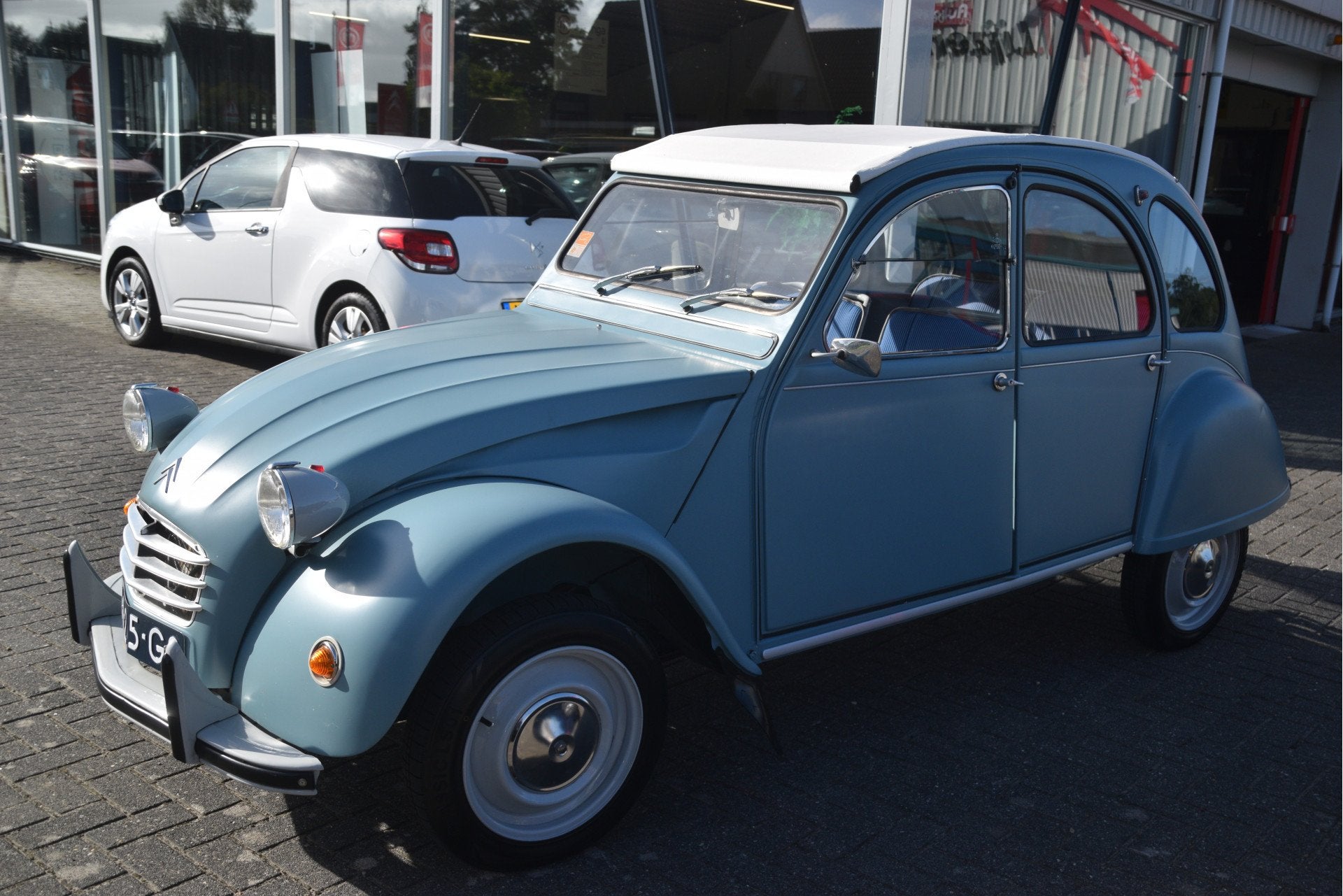 Citroën 2CV 2CV4 Origineel NL (bj 1968), Auto's, Voorwielaandrijving, Stof, Citroën, Origineel Nederlands