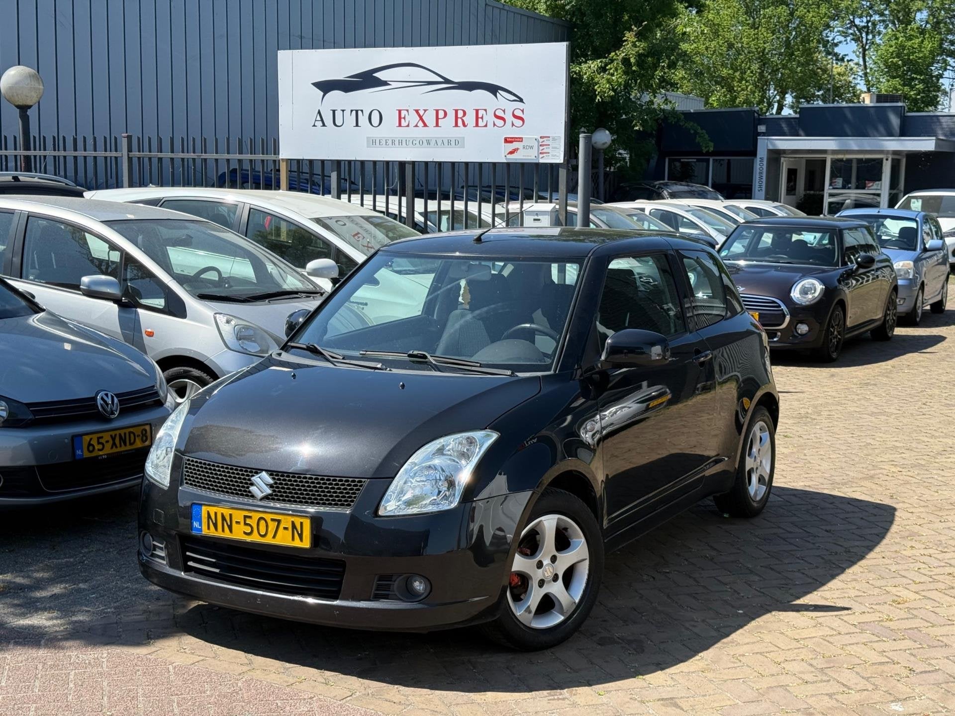 Suzuki Swift 1.3 Limited/Airco/Soelverwarming/1Eeignaar/Apk/, Auto's, Suzuki, Dealer onderhouden, Gebruikt, 400 kg, Alcantara