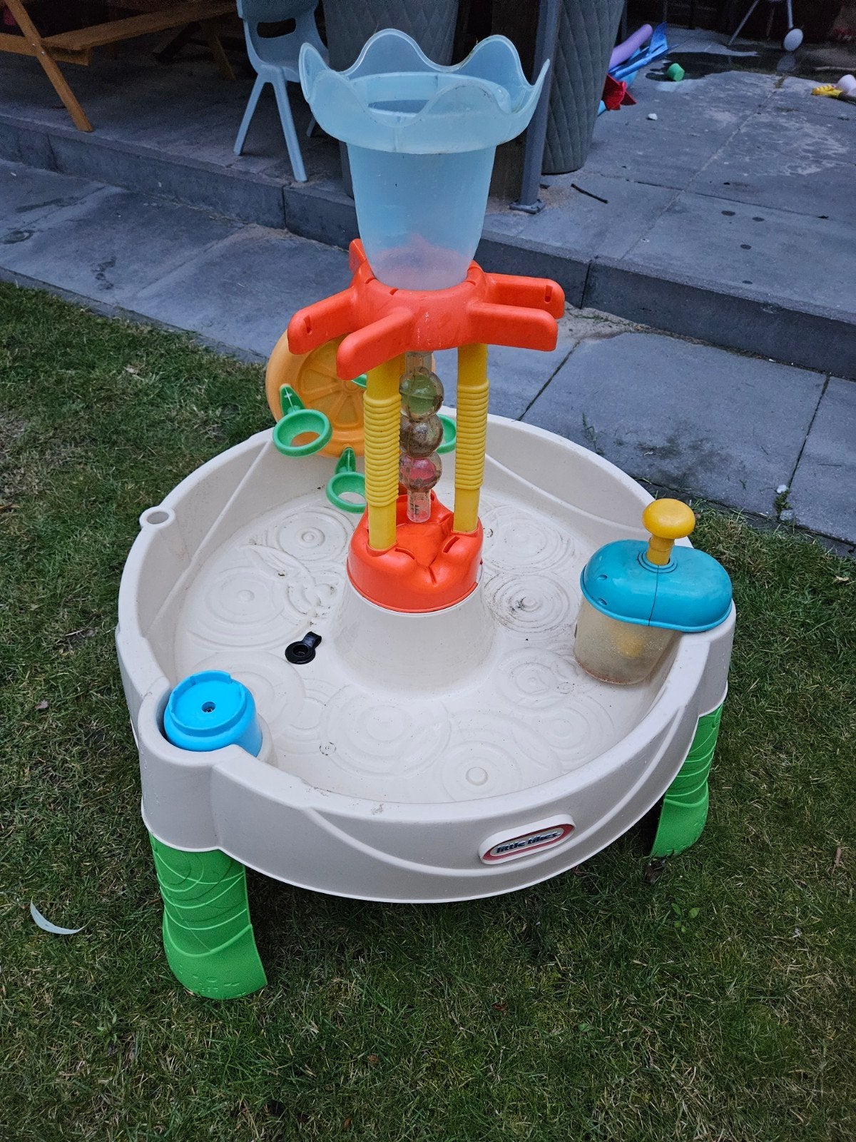 Little Tikes watertafel (niet geheel intact meer), Ophalen, Gebruikt