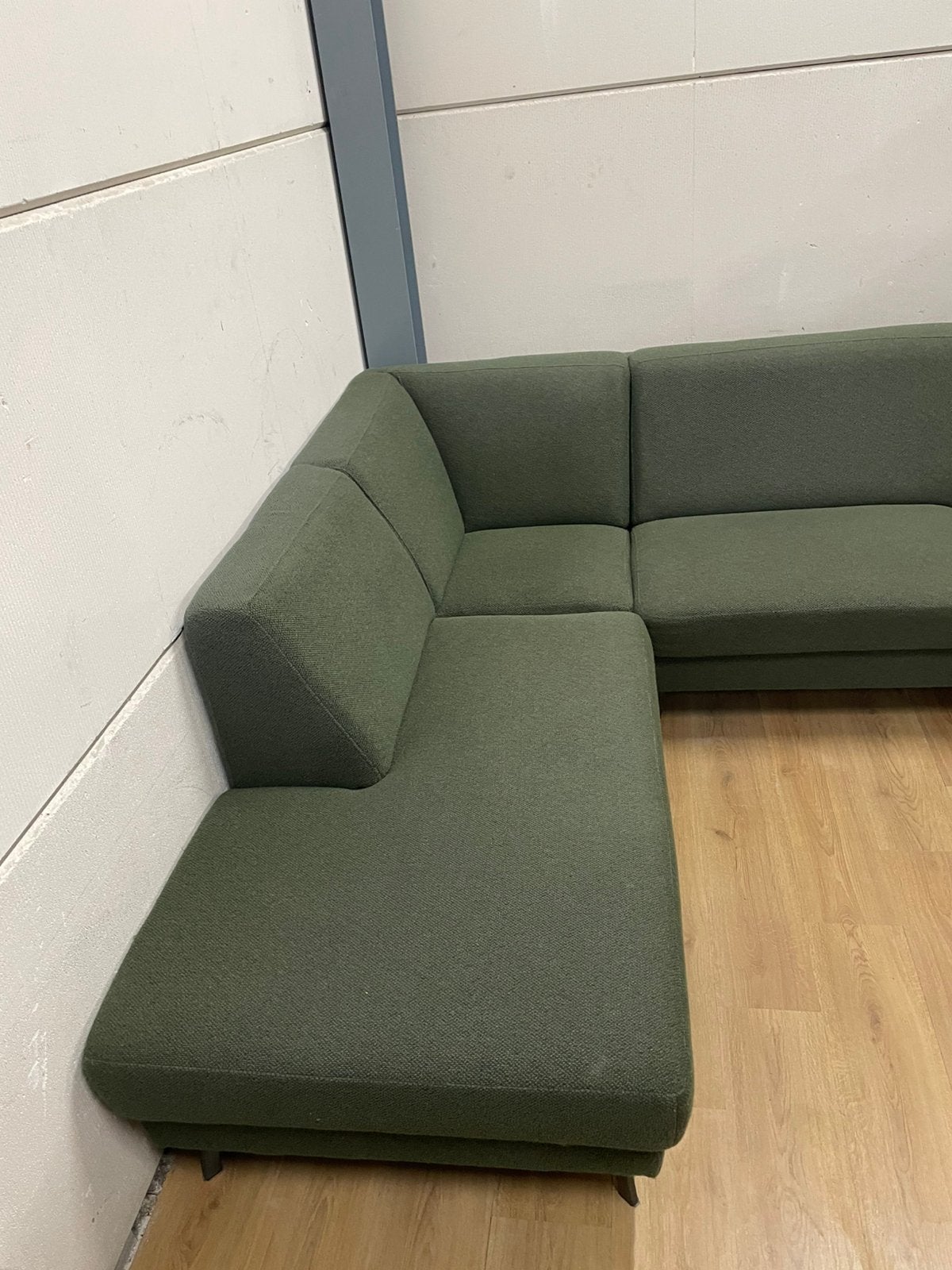 Mooie luxe groene hoekbank - GEREINIGD!!!, Ophalen, 250 tot 300 cm, Luxe, Hoekbank