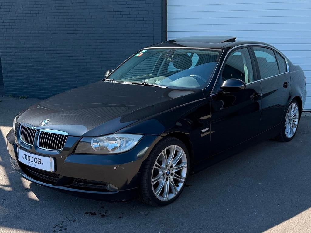 BMW 3-serie 320i SCHUIFDAK/CRUISE/PDC/CLIMA/M-VELGEN!, Auto's, BMW, Zwart, 4 cilinders, 150 pk, Zwart