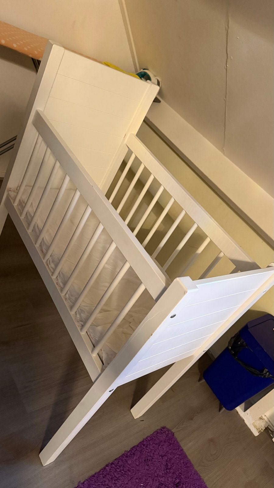 Wit houten ledikantje voor baby's, Ophalen of Verzenden, Gebruikt, Ledikant