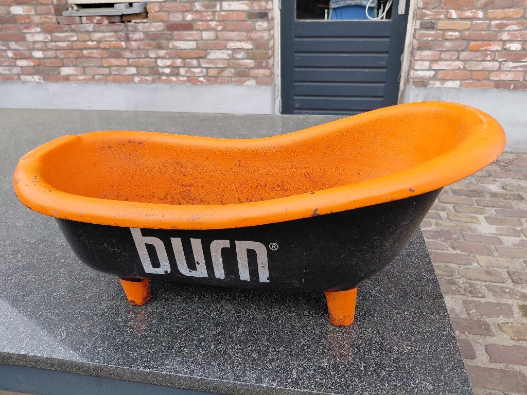 Zeldzame 'Burn'  Drink Horeca  Massief Gietijzer! (Mancave), Ophalen of Verzenden, Hout, Minder dan 5 flessen