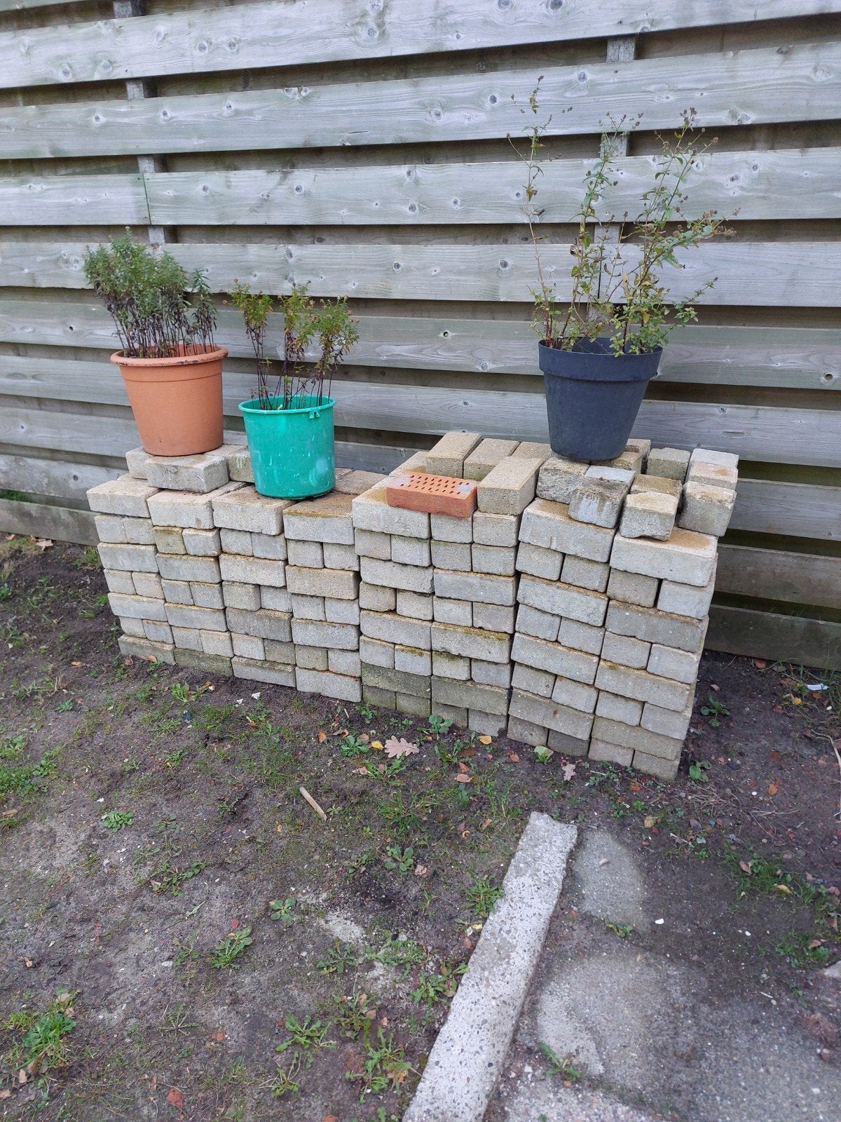 Gebruikte stenen voor bestrating/bloembak, Tuin en Terras, Ophalen, Gebruikt, Overige typen, Minder dan 5 m²